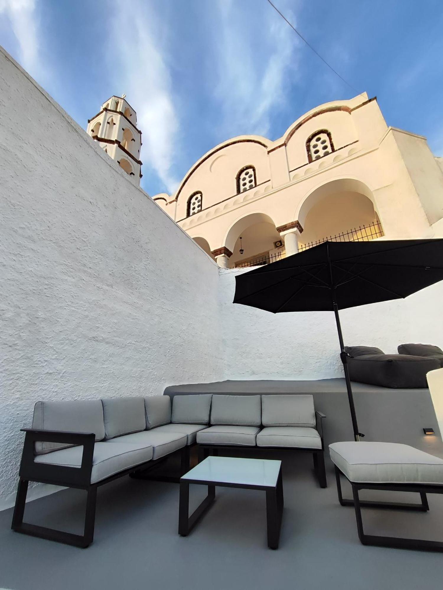 Noir Cave With Private Jacuzzi And Sunset Terrace * Pyrgos Kallistis