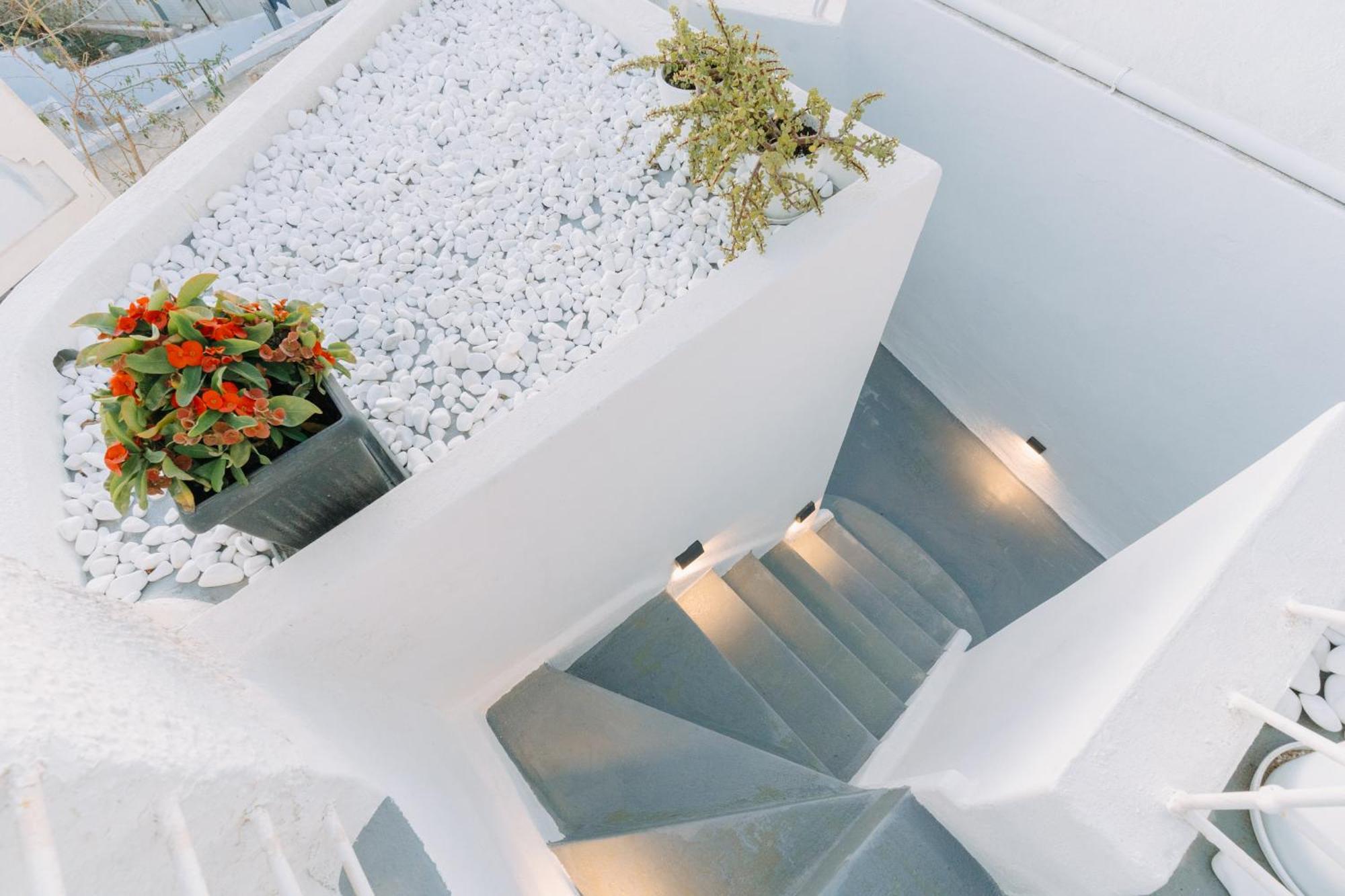 Noir Cave With Private Jacuzzi And Sunset Terrace Pyrgos Kallistis